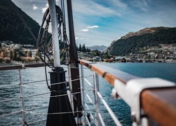 Top 8 Countries Best Discovered By Boat