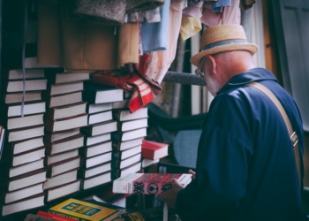 4 Expert Travel Tips for Baby Boomers