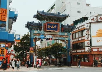 Budget Travel: 5 Experiences for Only $10 or Less